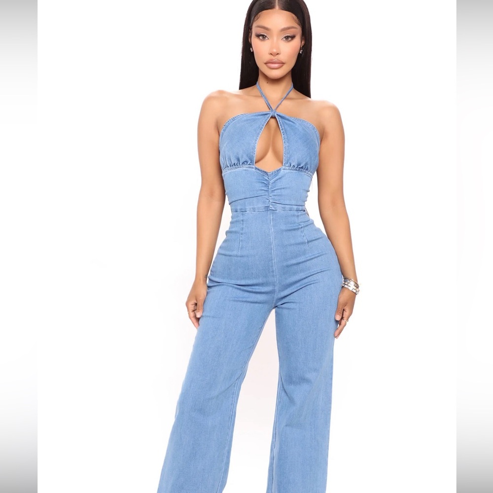 Cutout Fashion Nova denim Jumpsuit 🩵